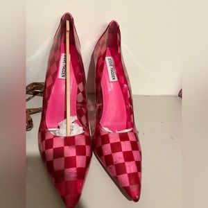 Steve Madden Pink Checkered Pumps